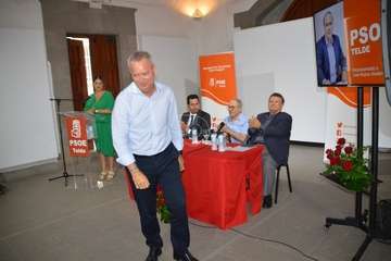 El PSOE rinde homenaje al exconcejal José Alcaraz/TA.